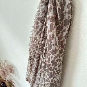 Modern leopard print scarf